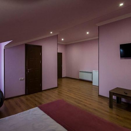 Afa Hotel & Guest House Γιερεβάν Εξωτερικό φωτογραφία