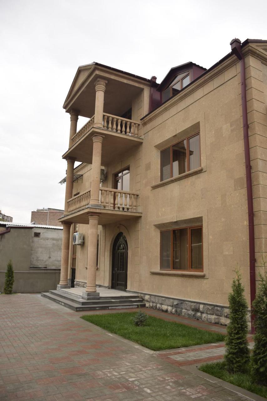Afa Hotel & Guest House Γιερεβάν Εξωτερικό φωτογραφία