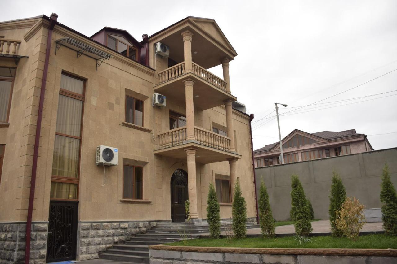 Afa Hotel & Guest House Γιερεβάν Εξωτερικό φωτογραφία