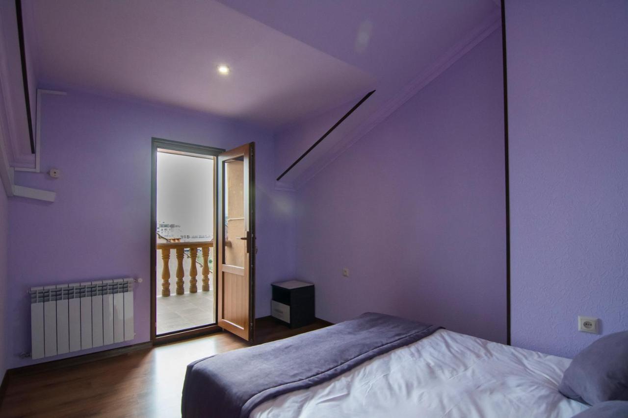 Afa Hotel & Guest House Γιερεβάν Εξωτερικό φωτογραφία