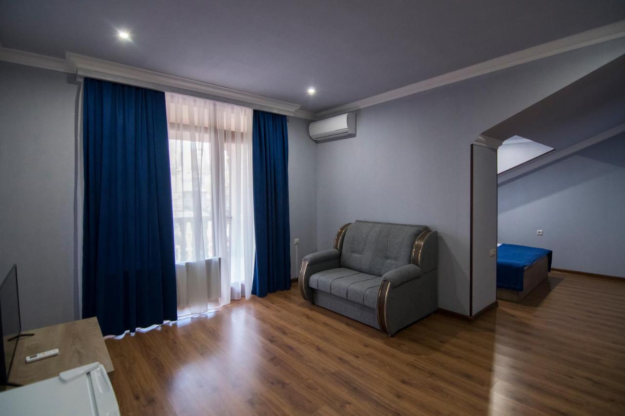 Afa Hotel & Guest House Γιερεβάν Εξωτερικό φωτογραφία