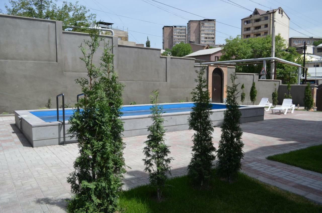 Afa Hotel & Guest House Γιερεβάν Εξωτερικό φωτογραφία