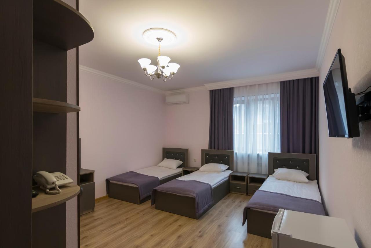 Afa Hotel & Guest House Γιερεβάν Δωμάτιο φωτογραφία